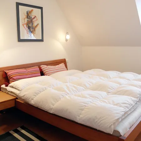 Апартаменты Glebbe 17 4