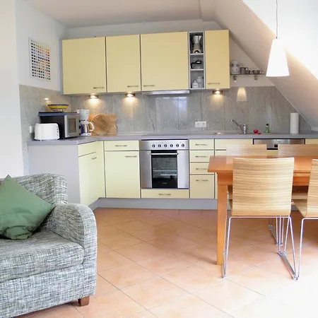 Апартаменты Glebbe 17 4 *